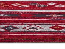 Kusový koberec Gobelin 105870 Dark Red Multicolored